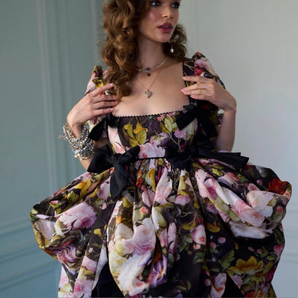 Fete des Fleurs love story dress Selkie size medium